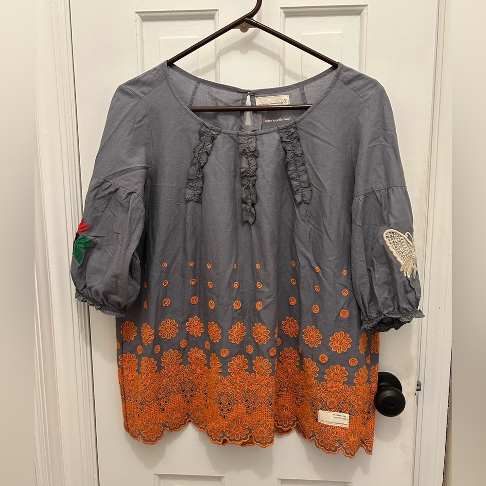 ODD MOLLY 100% COTTON GRAY BLOUSE WITH INTRICATE EMBROIDERY SIZE 2/MEDIUM